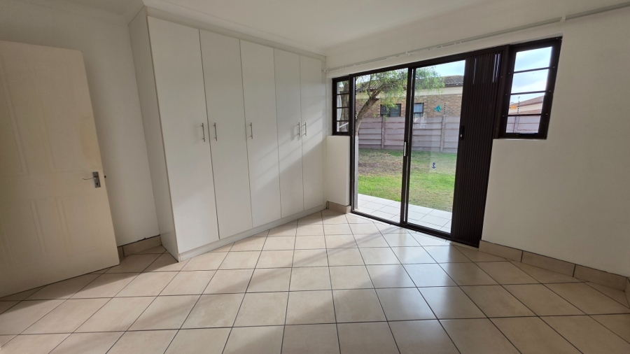 2 Bedroom Property for Sale in Hartenbos Central Western Cape